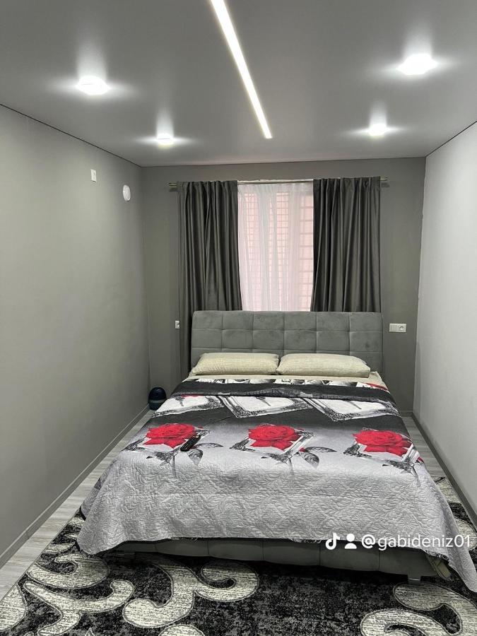 Aparthotel Edinet-Аренда Квартир Единец Ngoại thất bức ảnh