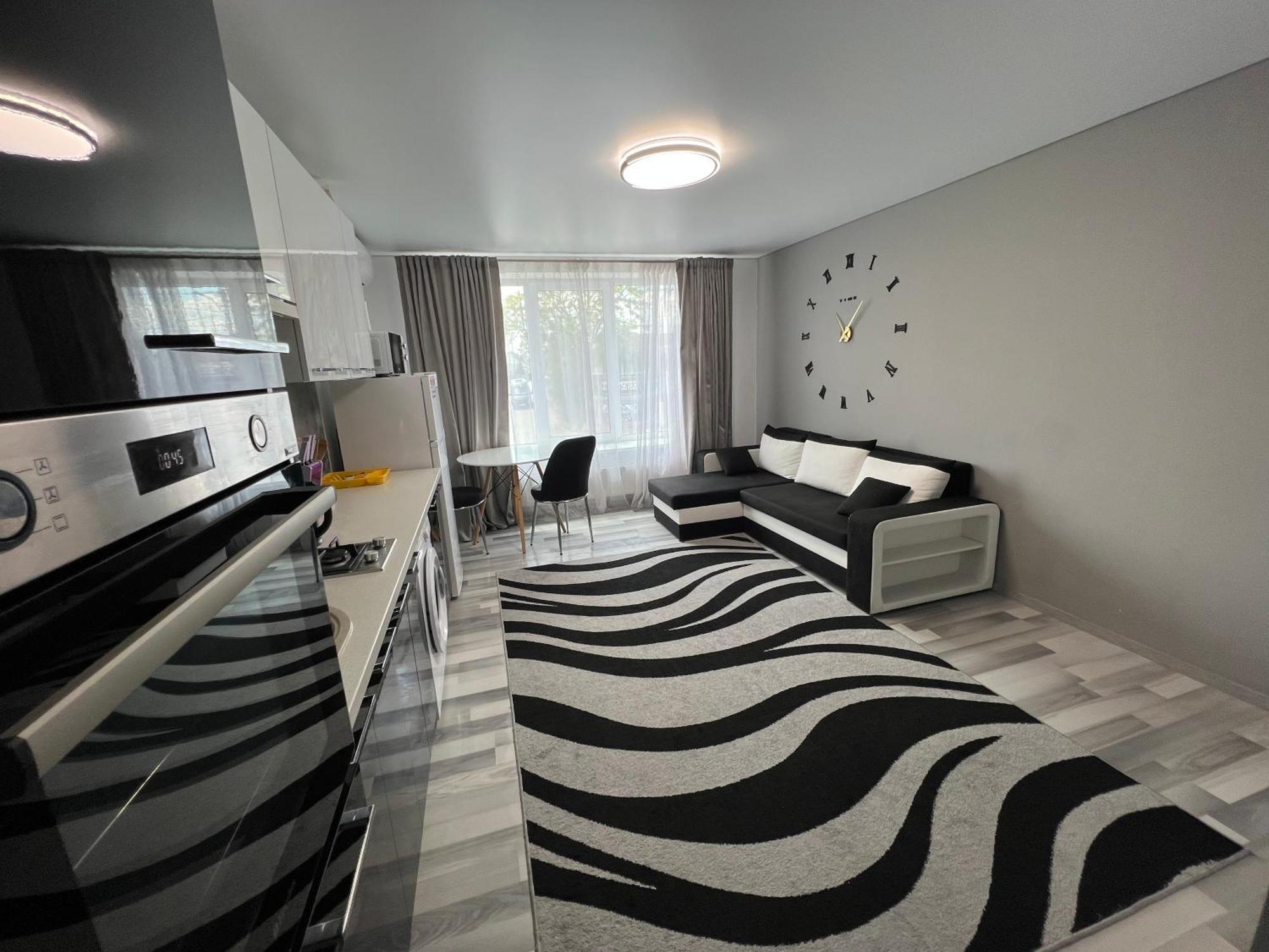 Aparthotel Edinet-Аренда Квартир Единец Ngoại thất bức ảnh