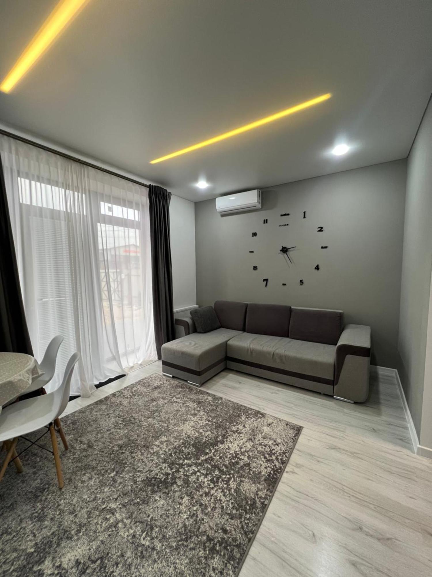 Aparthotel Edinet-Аренда Квартир Единец Ngoại thất bức ảnh